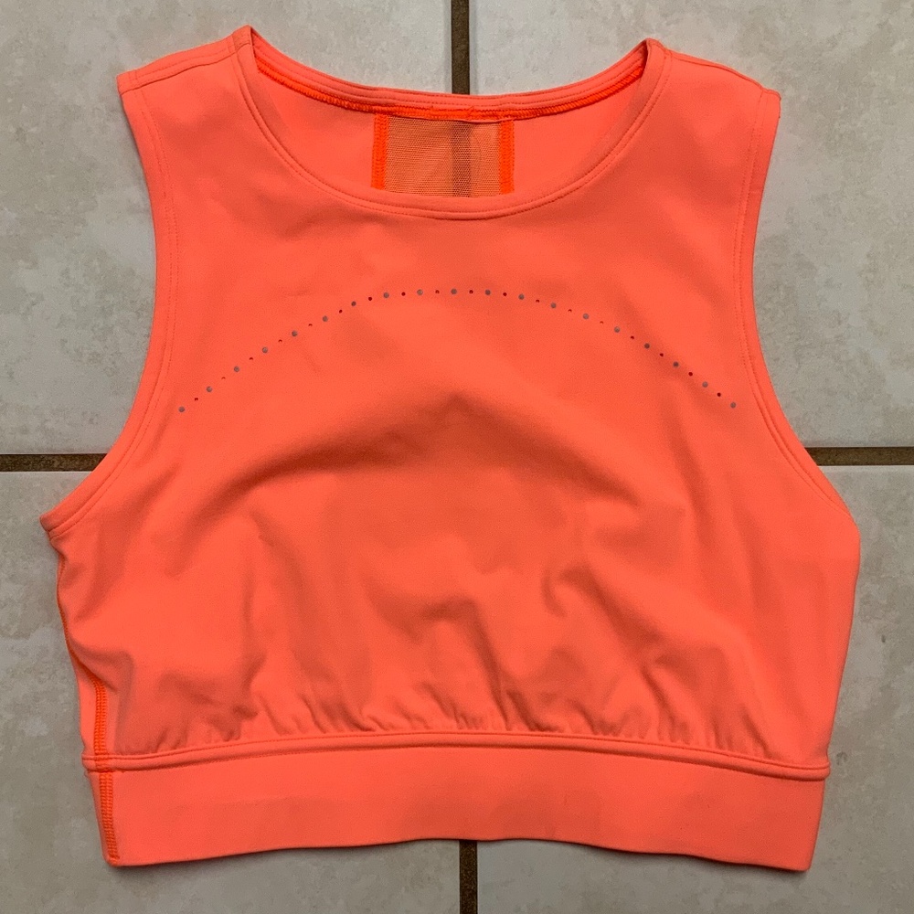lululemon hotty hot cropped tank